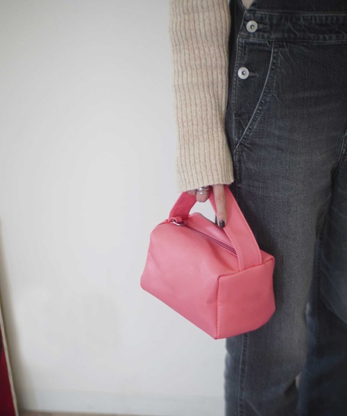 ammy.（エイミードット）の「【 ammy. / エイミードット 】ワンハンドル ミニ スクエア ポーチ バッグ / ショルダーバッグ（ショルダーバッグ・レディース・オレンジ/ブラック/ホワイト/グリーン/シャンパン/ピンク/イエロー・FREE）」の5枚目の写真