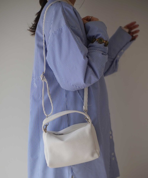 ammy.（エイミードット）の「【 ammy. / エイミードット 】ワンハンドル ミニ スクエア ポーチ バッグ / ショルダーバッグ（ショルダーバッグ・レディース・オレンジ/ブラック/ホワイト/グリーン/シャンパン/ピンク/イエロー・FREE）」の22枚目の写真