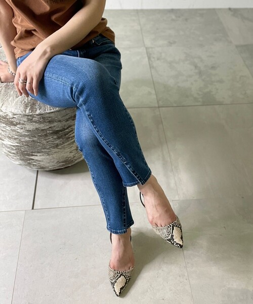 JET（ジェット）の「◆【ウォッシャブル】SANTAMONICA CROPPED デニムパンツ（デニムパンツ・レディース・ブルー/ライトグレー・23/24/25/26/27/28）」の3枚目の写真