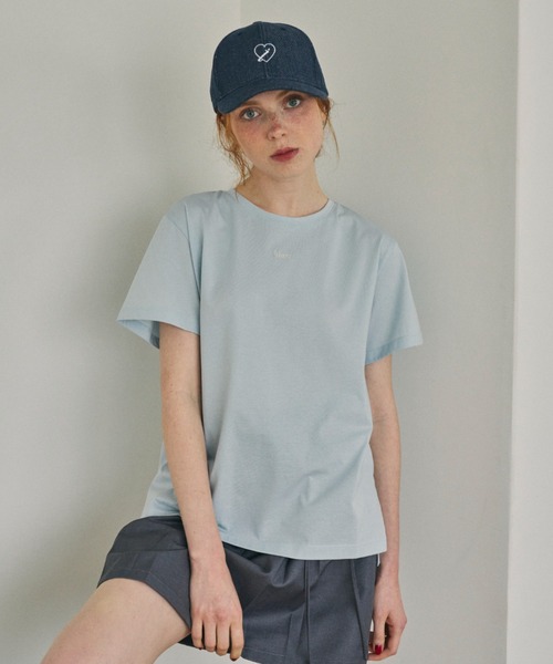 idem（イデム）の「idem basic T-shirt/idemベーシック刺繍ロゴTシャツ【新色あり】（Tシャツ/カットソー・レディース・ブラック/オフホワイト/カーキ/ブルー・FREE）」の4枚目の写真