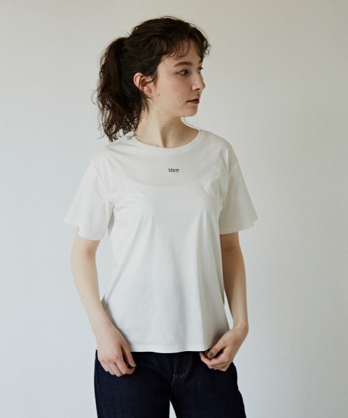 idem（イデム）の「idem basic T-shirt/idemベーシック刺繍ロゴTシャツ【新色あり】（Tシャツ/カットソー・レディース・ブラック/オフホワイト/カーキ/ブルー・FREE）」の22枚目の写真