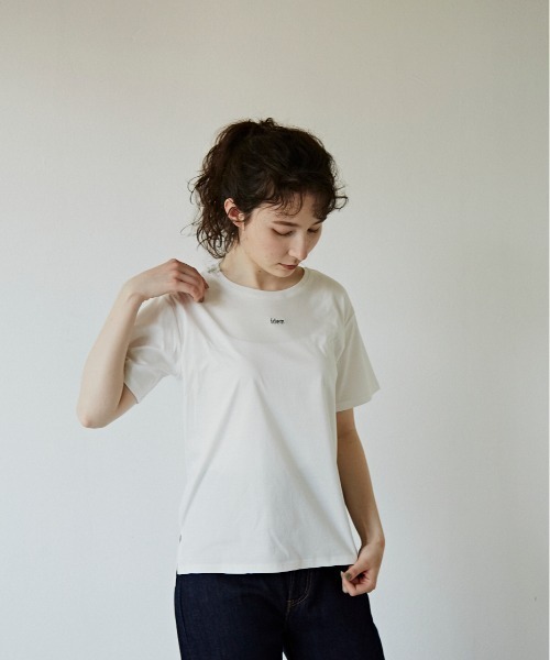 idem（イデム）の「idem basic T-shirt/idemベーシック刺繍ロゴTシャツ【新色あり】（Tシャツ/カットソー・レディース・ブラック/オフホワイト/カーキ/ブルー・FREE）」の21枚目の写真