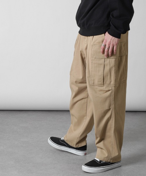 ZIP FIVE(ジップファイブ)の「【ZIP FIVE】 6ポケット デニム ・ チノ ストレッチ ワイド カーゴパンツ / ワイド ミリタリーパンツ(カーゴパンツ・メンズ・ホワイト/ブラック/ベージュ/ネイビー/オリーブ/サックスブルー/ブラック系/ブルー・MEDIUM/LARGE/X-LARGE)」の18枚目の写真