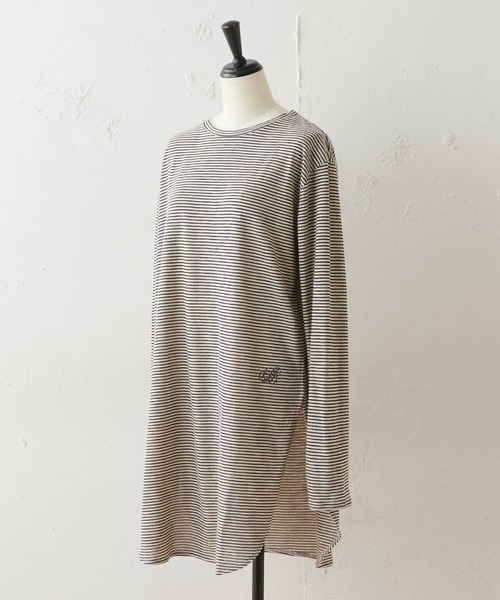 BEARDSLEY（ビアズリー）の「シンプルTイニシャル入（Tシャツ/カットソー・レディース・ホワイト/ブラック・FREE）」の4枚目の写真