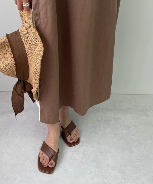 LE MORE（リモア）の「クロスフラットサンダル（サンダル・レディース・ブラック/ベージュ/ブラウン・S/M/L）」の5枚目の写真