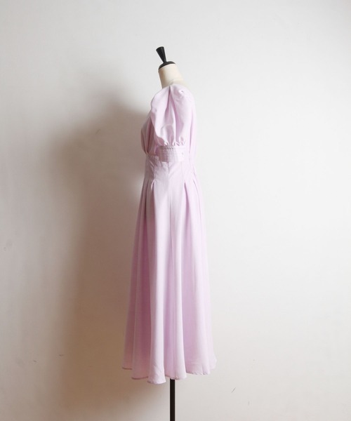 tocco closet（トッコ　クローゼット）の「パワーショルダーリネンライクタックワンピース（ワンピース・レディース・ラベンダー/ネイビー・M）」の20枚目の写真