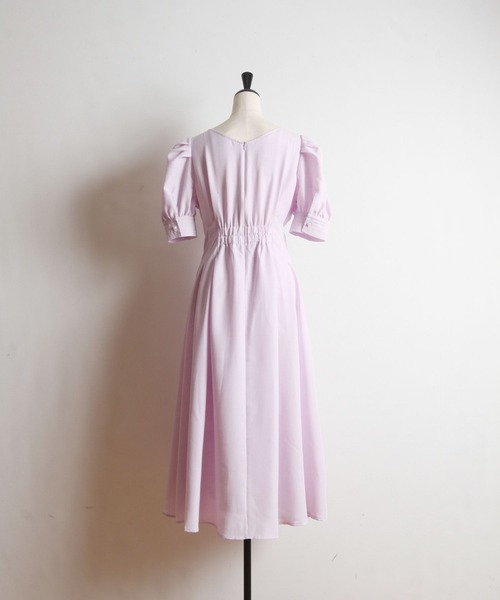 tocco closet（トッコ　クローゼット）の「パワーショルダーリネンライクタックワンピース（ワンピース・レディース・ラベンダー/ネイビー・M）」の21枚目の写真