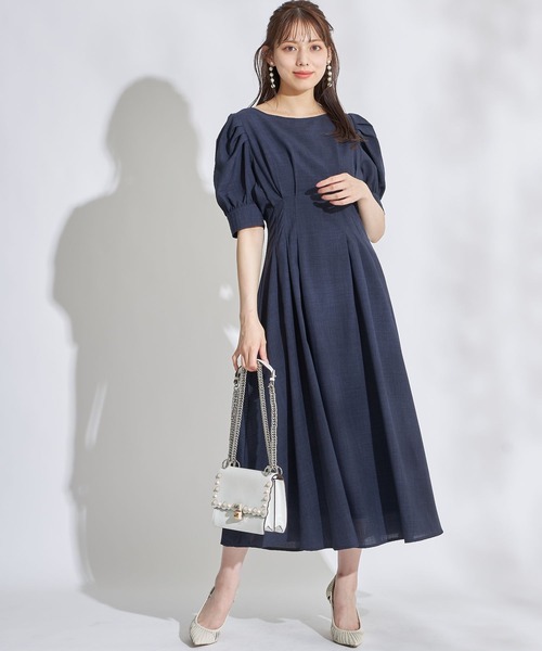 tocco closet（トッコ　クローゼット）の「パワーショルダーリネンライクタックワンピース（ワンピース・レディース・ラベンダー/ネイビー・M）」の9枚目の写真