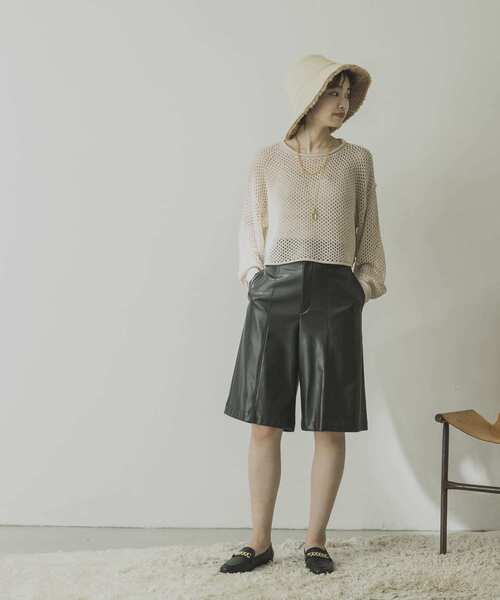 URBAN RESEARCH（アーバンリサーチ）の「フェイクレザーハーフパンツ（その他パンツ・レディース・ブラック/ベージュ系その他・36/38）」の14枚目の写真