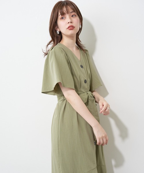 natural couture(ナチュラルクチュール)の「釦あきマーメイド2WAYワンピース(ワンピース・レディース・カーキ/ストライプ/ブラック/ベージュ・FREE)」の5枚目の写真