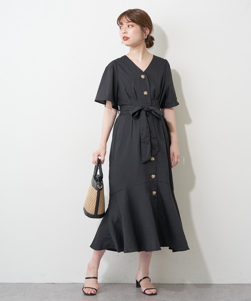 natural couture(ナチュラルクチュール)の「釦あきマーメイド2WAYワンピース(ワンピース・レディース・カーキ/ストライプ/ブラック/ベージュ・FREE)」の22枚目の写真