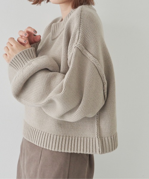 flaner（フラネ）の「ルーズスリーブショートニット（ニット/セーター・レディース・モカ/ナチュラル/グレイッシュベージュ・FREE）」の15枚目の写真
