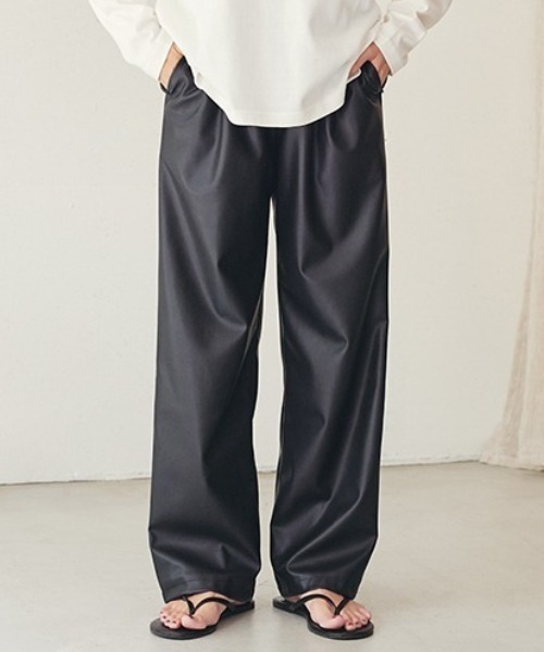 OUTERSUNSET（アウターサンセット）の「washable leatherlike pants（その他パンツ・レディース・ブラック/ベージュ・FREE）」の6枚目の写真
