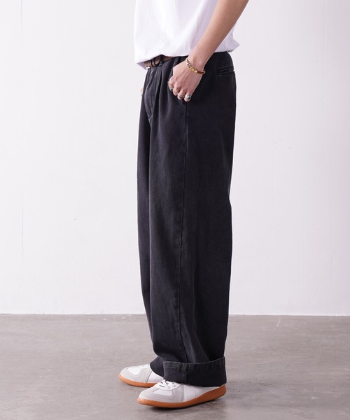 fuv.（ファブ）の「fuv - wide denim pants ワイドデニムパンツ　made in INTER FACTORY（デニムパンツ・メンズ・ブラック/ブルー/グレー/ホワイト/ネイビー/カーキ/ブラウン/ブルー系その他/ブラック系その他/ブルー系その他2/ブラック系その他2・MEDIUM/LARGE/SMALL/X-LARGE）」の17枚目の写真
