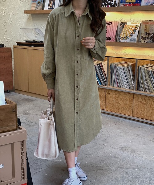 me+em select（ミームセレクト）の「【数量限定販売】【 5色展開 】コーデュロイロングシャツワンピース（シャツワンピース・レディース・ベージュ/ネイビー/カーキ/オレンジ/グリーン・FREE）」の9枚目の写真