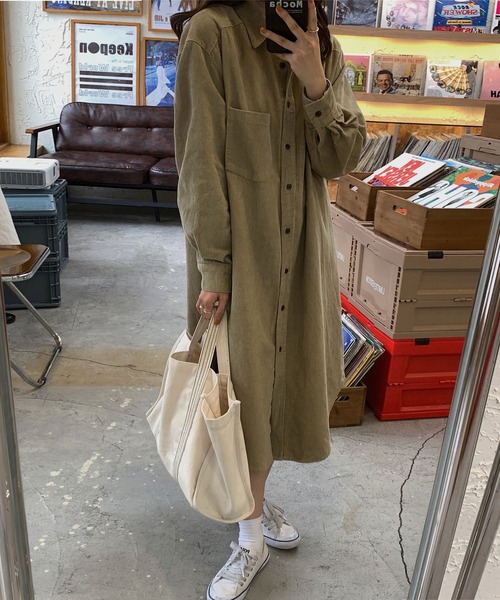 me+em select（ミームセレクト）の「【数量限定販売】【 5色展開 】コーデュロイロングシャツワンピース（シャツワンピース・レディース・ベージュ/ネイビー/カーキ/オレンジ/グリーン・FREE）」の11枚目の写真