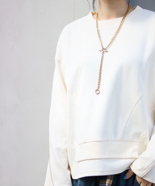 AULA AILA（アウラアイラ）の「AULA AILA/アウラアイラ/別注レイヤード  プルオーバー（Tシャツ/カットソー・レディース・チャコールグレー/オフホワイト・0）」の5枚目の写真