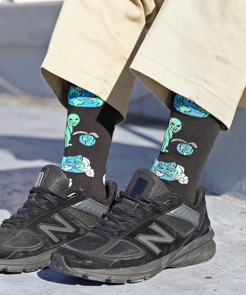 RIPNDIP(リップンディップ)の「RIPNDIP/リップンディップ Save the World Socks 靴下 柄 ジャガードニットソックス ミドルソックス(ソックス/靴下・メンズ・ブラック/ブルー・ONE SIZE)」の12枚目の写真