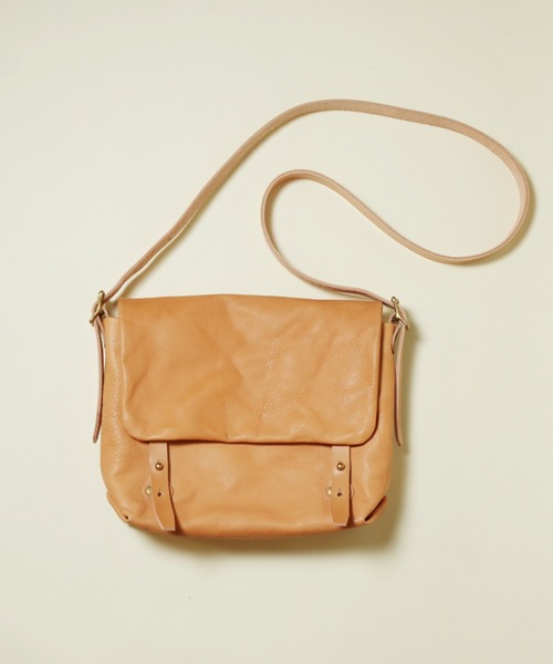 THE SUPERIOR LABOR(シュペリオールレイバー)の「soft look leather bag(ショルダーバッグ・メンズ・ブラック/ブラウン/ナチュラル・FREE)」の7枚目の写真