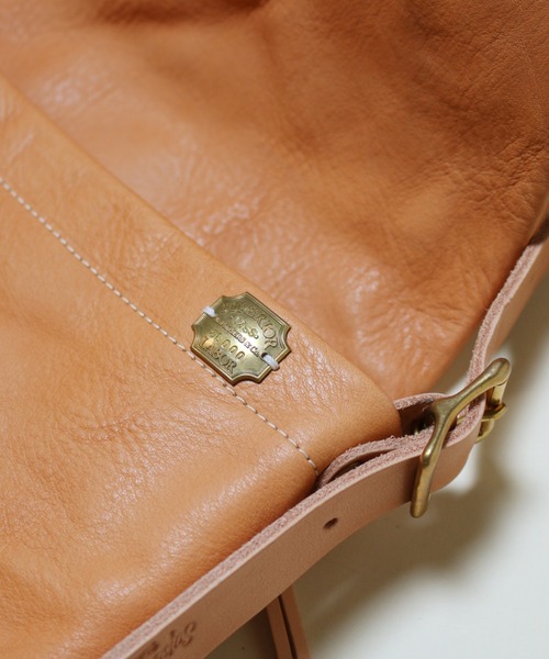 THE SUPERIOR LABOR(シュペリオールレイバー)の「soft look leather bag(ショルダーバッグ・メンズ・ブラック/ブラウン/ナチュラル・FREE)」の8枚目の写真