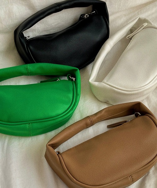 etade（エタード）の「【etade】2way crescent mini bag etda22s001（ショルダーバッグ・レディース・ホワイト/ブラック/グリーン/モカ・FREE）」の12枚目の写真