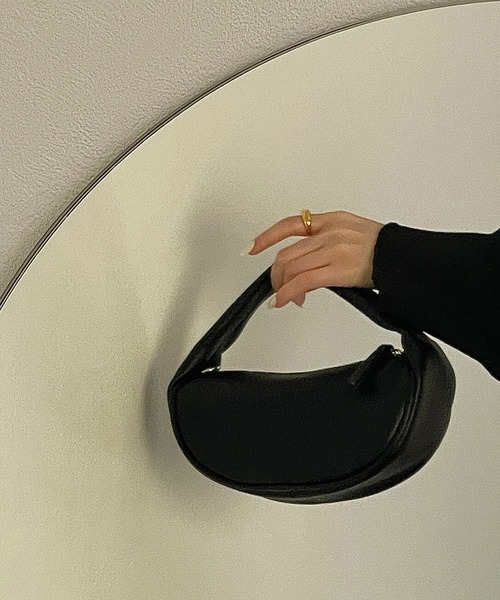 etade（エタード）の「【etade】2way crescent mini bag etda22s001（ショルダーバッグ・レディース・ホワイト/ブラック/グリーン/モカ・FREE）」の21枚目の写真