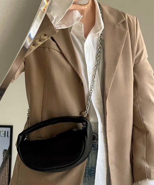 etade（エタード）の「【etade】2way crescent mini bag etda22s001（ショルダーバッグ・レディース・ホワイト/ブラック/グリーン/モカ・FREE）」の7枚目の写真