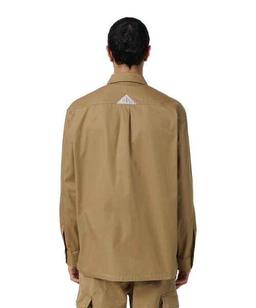 DIESEL（ディーゼル）の「メンズ シャツ オーバーシャツ サステナブル（シャツ/ブラウス・メンズ・ホワイト系その他/ブラック/ライトブラウン/ブラウン系その他・XX-LARGE/LARGE/SMALL/MEDIUM/X-LARGE/X-SMALL）」の7枚目の写真