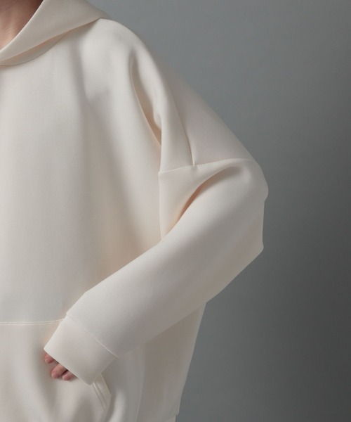 HARE（ハレ）の「モダールドルマンパーカー(HARE)（パーカー・メンズ・ブラック/オフホワイト/ライトインディゴブルー・SMALL/MEDIUM）」の6枚目の写真