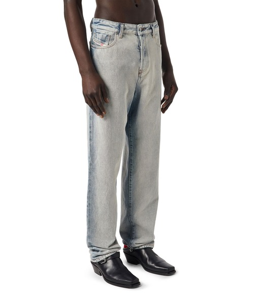 DIESEL(ディーゼル)の「DIESEL SS22 メンズ デニム ストレートハイウエスト(デニムパンツ・メンズ・インディゴブルー・36inch/34inch/32inch/26inch/28inch/30inch)」の4枚目の写真