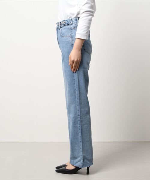 Cham.(チャム)の「切りっぱなしデニム(デニムパンツ・レディース・ブルー・F)」の2枚目の写真