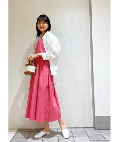 SALON adam et rope'(サロン アダム エ ロペ)の「【セットアップ対応】リネンオーバーシャツ(シャツ/ブラウス・レディース・ホワイト/ベージュ/オレンジ/ブルー・FREE)」の11枚目の写真