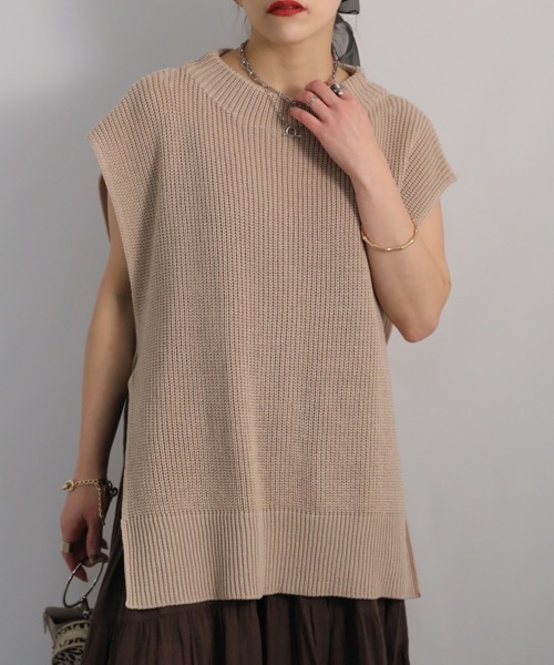 ap retro（アプレトロ）の「サイドベルトニットベスト（ベスト・レディース・オフホワイト/グレイッシュベージュ/ブラック・FREE）」の7枚目の写真