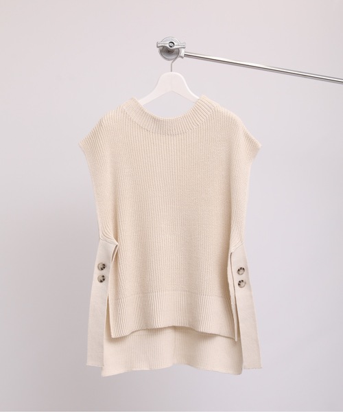 ap retro（アプレトロ）の「サイドベルトニットベスト（ベスト・レディース・オフホワイト/グレイッシュベージュ/ブラック・FREE）」の20枚目の写真