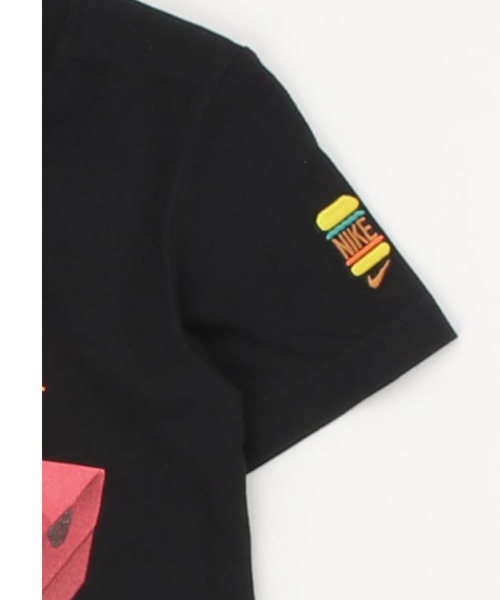 NIKE（ナイキ）の「NIKE/ナイキ キッズ Tシャツ 86J141-023（Tシャツ/カットソー・キッズ・ブラック・120cm/115cm/110cm/105cm）」の3枚目の写真