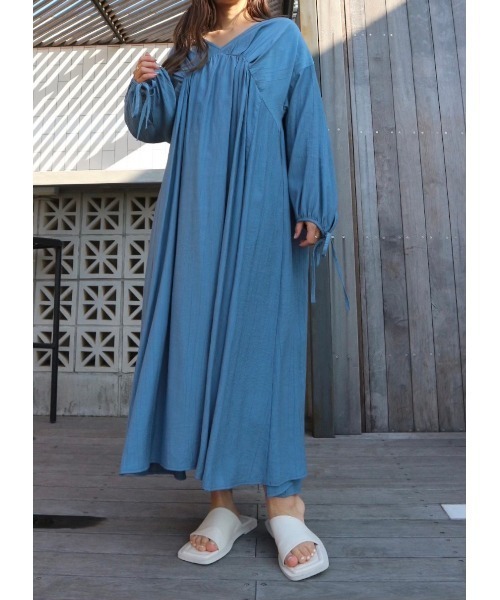 TRUNC（トランクエイティーエイト）の「Wrinkle Gather Bias One Piece（ワンピース・レディース・ベージュ/ダークブルー/ブラック・FREE）」の22枚目の写真