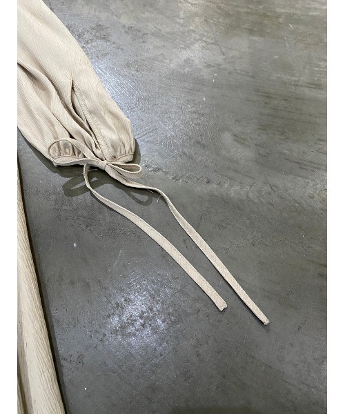 TRUNC（トランクエイティーエイト）の「Wrinkle Gather Bias One Piece（ワンピース・レディース・ベージュ/ダークブルー/ブラック・FREE）」の5枚目の写真