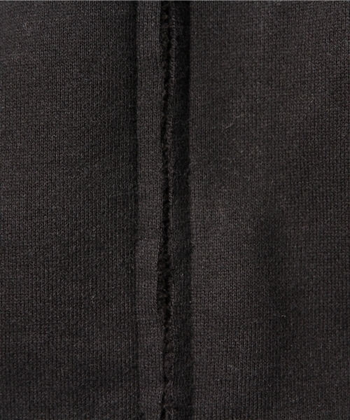 wjk（ダヴルジェイケイ）の「Lui's×wjk(ルイス×ダブルジェイケイ) ハイネックパーカー（パーカー・メンズ・ホワイト/グレー/ブラック・MEDIUM/LARGE）」の4枚目の写真