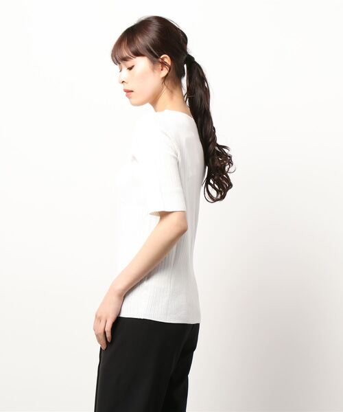 Pierrot（ピエロ）の「シルクタッチウォッシャブル半袖リブニット ボートネック（ニット/セーター・レディース・グレイッシュベージュ/ブラック/ネイビー/オフホワイト/コーラル/ラベンダー/アクア/グリーン系その他/ミント/ロイヤルブルー/杢グレー/ライトピンク/ライトブルー・L/M）」の14枚目の写真