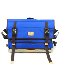 TRUCKS DOUBLE BELT MESSENGER BAG/メッセンジャーバッグ