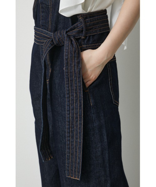 AZUL by moussy（アズールバイマウジー）の「WIDE DENIM OVERALL/ワイドデニムオーバーオール（サロペット/オーバーオール・レディース・ワンウォッシュ/ライトベージュ・SMALL/MEDIUM）」の12枚目の写真
