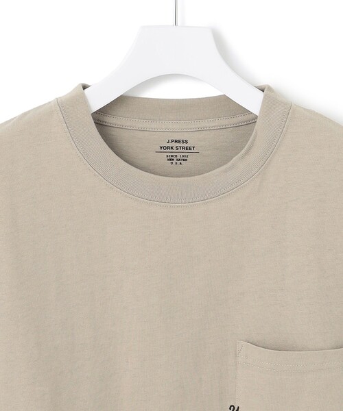 J.PRESS YORK STREET（ジェイプレスヨークストリート）の「【UNISEX】刺繍ポケットＴシャツ（Tシャツ/カットソー・メンズ・グレー系/ベージュ系/ホワイト系/ネイビー系・LARGE/SMALL/MEDIUM）」の11枚目の写真