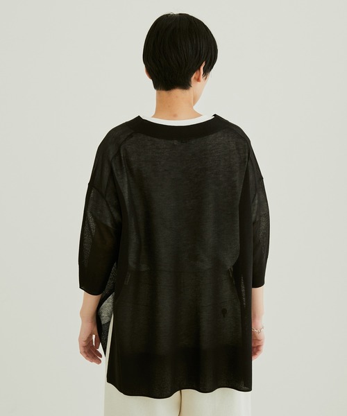 SALON adam et rope'（サロン アダム エ ロペ）の「ハーフスリーブシアーVネックサマーカーディガン（カーディガン/ボレロ・レディース・ブラック/オフホワイト/ピンク/グリーン系その他・FREE）」の21枚目の写真