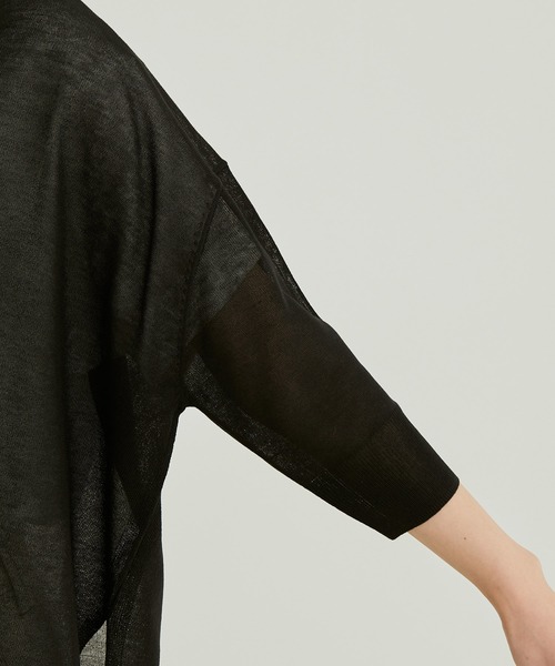 SALON adam et rope'（サロン アダム エ ロペ）の「ハーフスリーブシアーVネックサマーカーディガン（カーディガン/ボレロ・レディース・ブラック/オフホワイト/ピンク/グリーン系その他・FREE）」の12枚目の写真