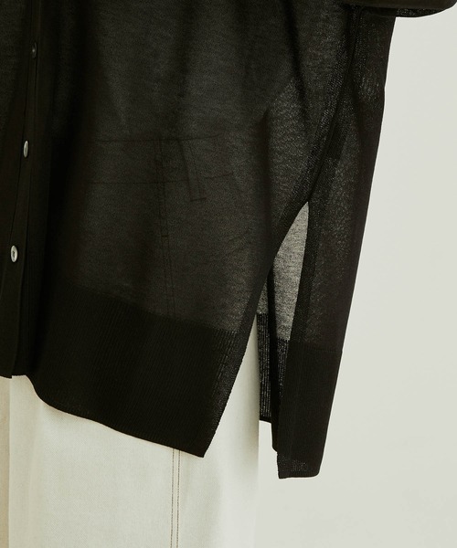 SALON adam et rope'（サロン アダム エ ロペ）の「ハーフスリーブシアーVネックサマーカーディガン（カーディガン/ボレロ・レディース・ブラック/オフホワイト/ピンク/グリーン系その他・FREE）」の14枚目の写真