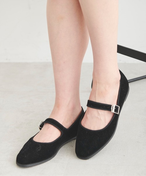 FREE'S MART（フリーズマート）の「◆ストラップシューズ（バレエシューズ・レディース・ブラック/ホワイト系その他/レッド・SMALL/MEDIUM）」の3枚目の写真