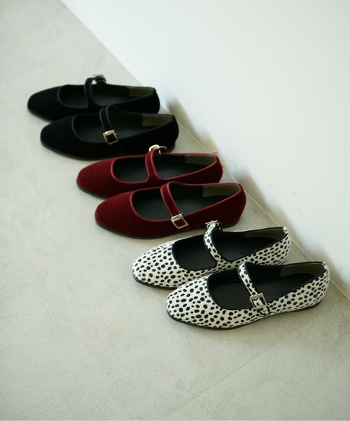 FREE'S MART（フリーズマート）の「◆ストラップシューズ（バレエシューズ・レディース・ブラック/ホワイト系その他/レッド・SMALL/MEDIUM）」の5枚目の写真