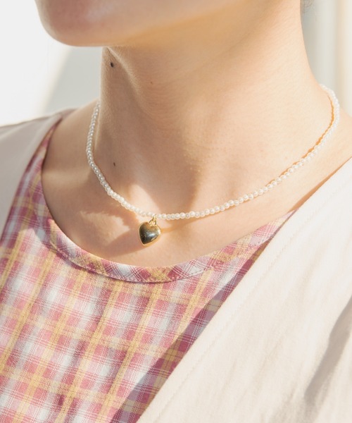 MERLOT（メルロー）の「パールハートネックレス（ネックレス・レディース・ホワイト・FREE）」の5枚目の写真