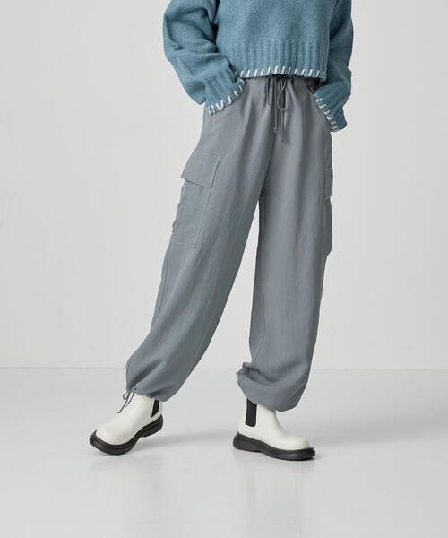 CITEN（シテン）の「＜CITEN＞ウエストイージー シャイニー カーゴパンツ（カーゴパンツ・レディース・ブラック/オリーブ/コバルトブルー/オフホワイト・S/M）」の13枚目の写真