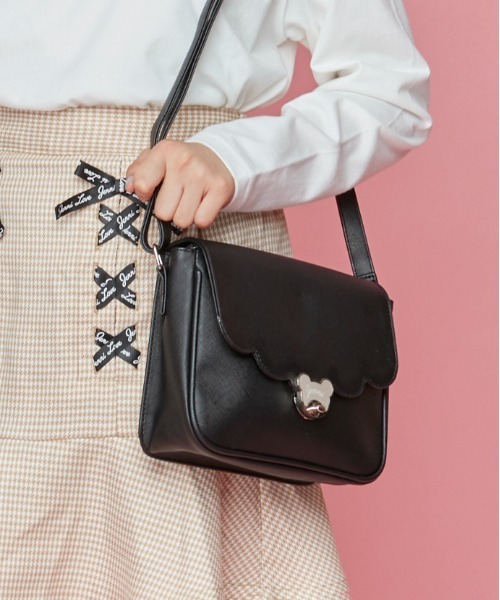 JENNI（ジェニィ）の「ベアターンロックショルダーバッグ（ショルダーバッグ・キッズ・ブラック/オフホワイト/ラベンダー・F）」の2枚目の写真